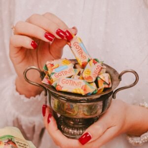 Saldainiai "Skriveru Karvutė" su mangais